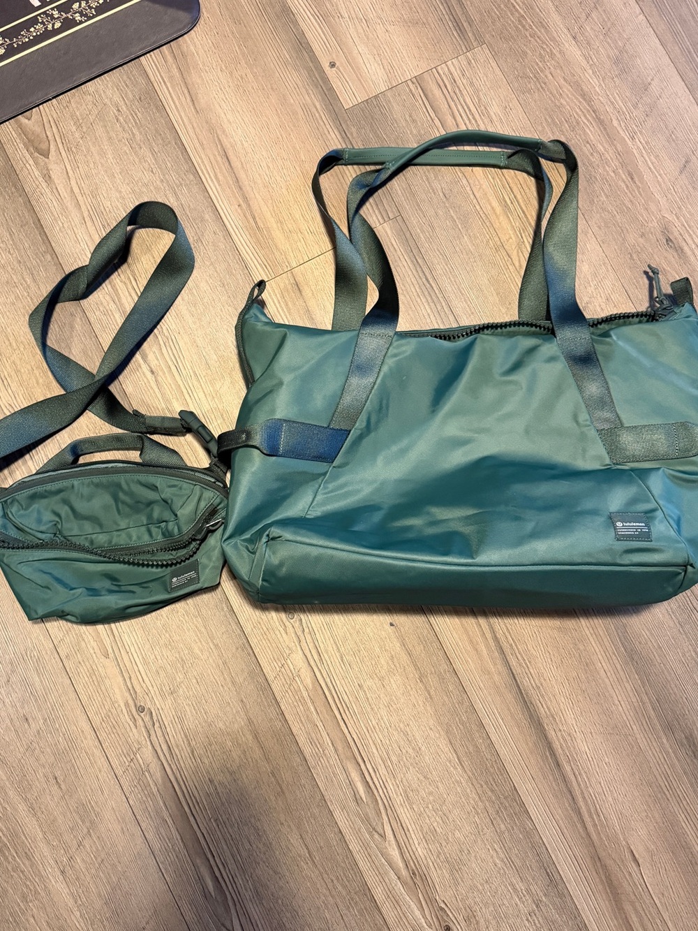 Lululemon large tote and purse